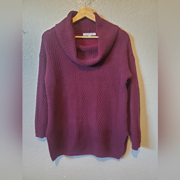 💚5/$25 888 Burganday Cotton Cowel Neck Split Side Knit Sweater Medium - Picture 1 of 6